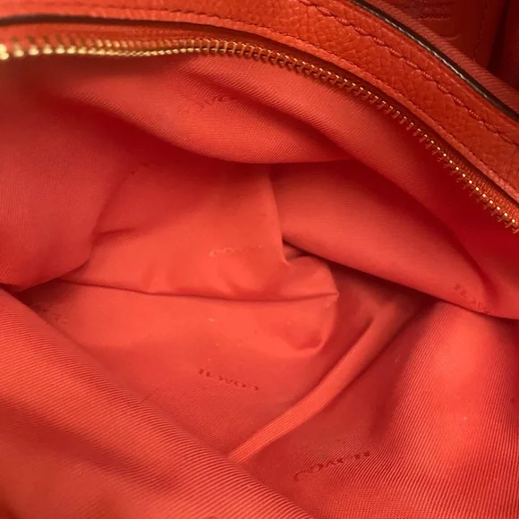 Coach Edie 31 Pebbled Leather Shoulder Tote in Bright Orange  Hang Tag & Dustbag - Picture 11 of 14